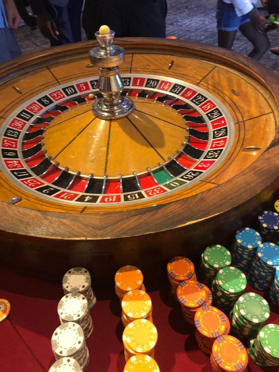 Pelican Casino کھلاڑیوں کے لیے لائیو کیسینو سیکشن